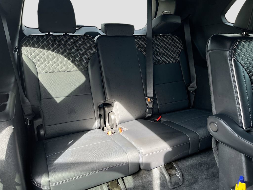Used 2024 GMC Acadia Denali image 30