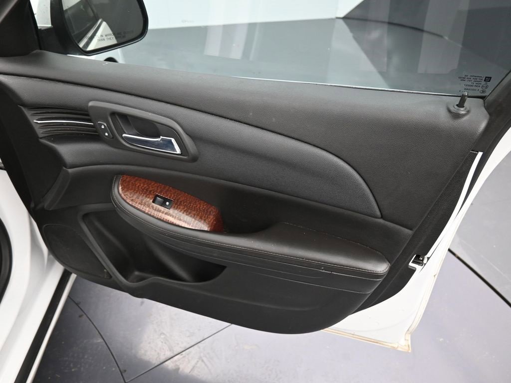 Used 2013 Chevrolet Malibu LT w/ Power Convenience Package image 30