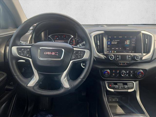 Used 2024 GMC Terrain SLT image 17