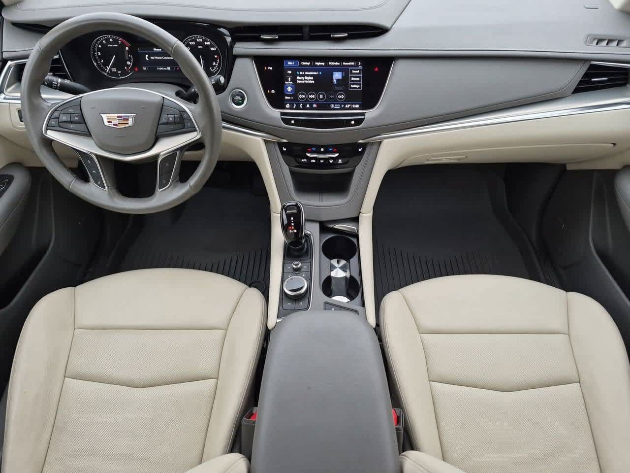 Used 2024 Cadillac XT5 Premium Luxury w/ LPO, Floor Liner Package AWD/4WD image 15