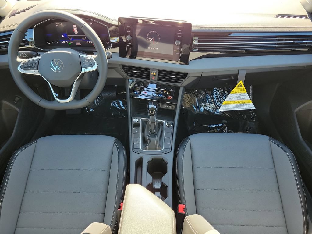 New 2026 Volkswagen Jetta SE FWD image 9