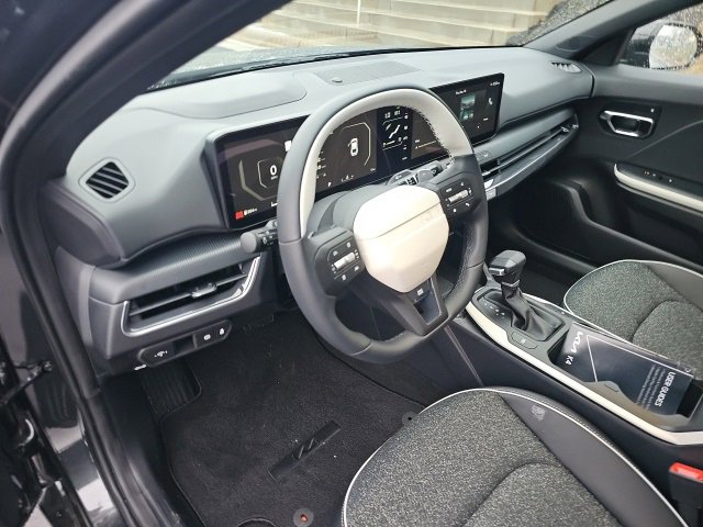 New 2025 Kia K4 GT-Line w/ GT-Line Sunroof Package image 9