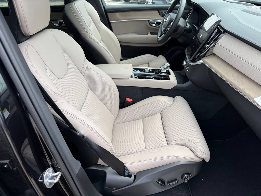 New 2026 Volvo XC90 T8 Ultra AWD/4WD image 9