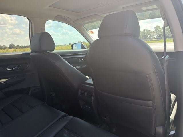 Used 2025 Honda CR-V EX-L image 18