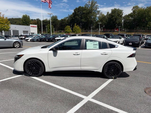 New 2027 Nissan Sentra SR w/ SR All Weather Package FWD image 4