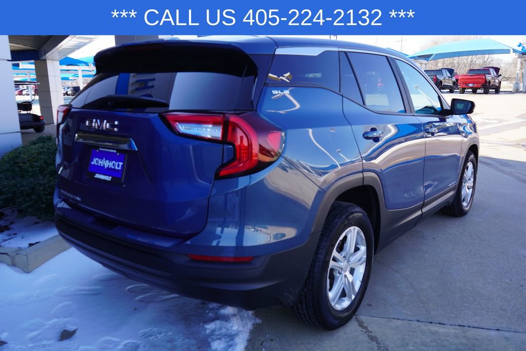 Used 2024 GMC Terrain SLE image 10