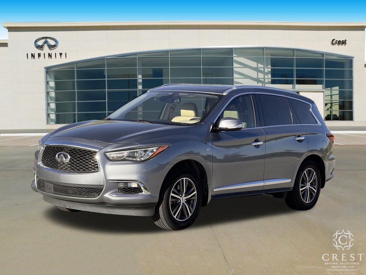 Used 2019 INFINITI QX60 Luxe w/ Essential Package FWD image 8