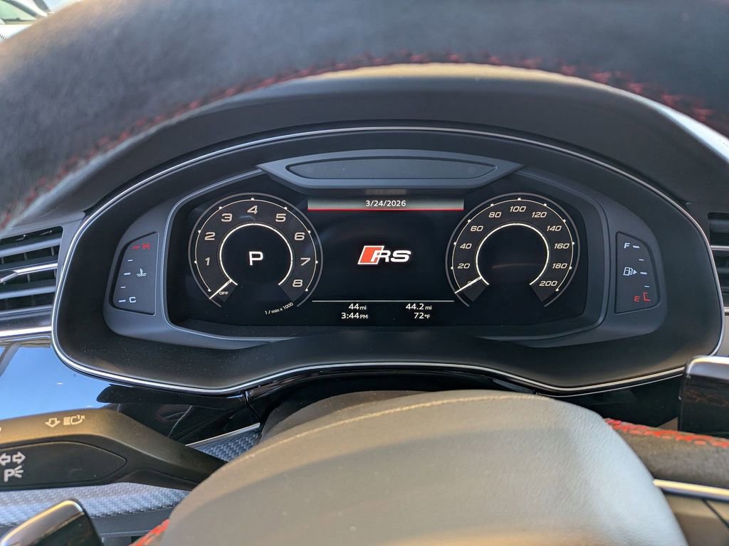 New 2026 Audi RS Q8 performance image 11