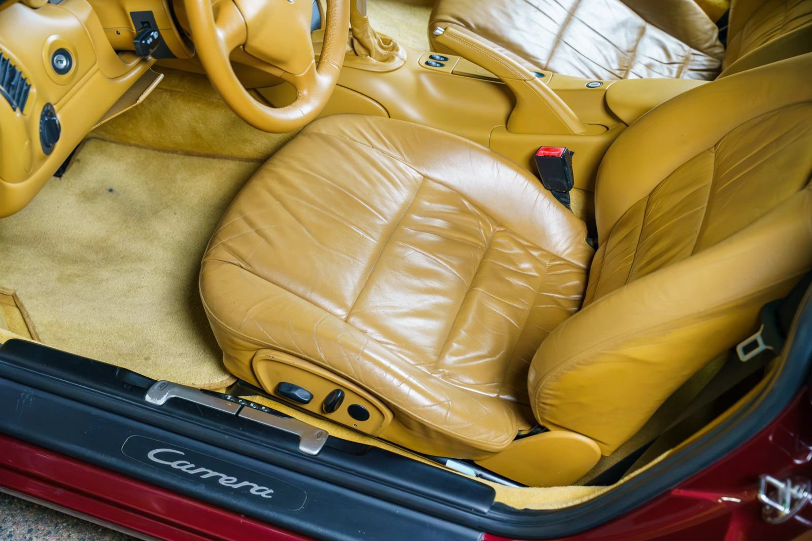 Used 2000 Porsche 911 Carrera image 66