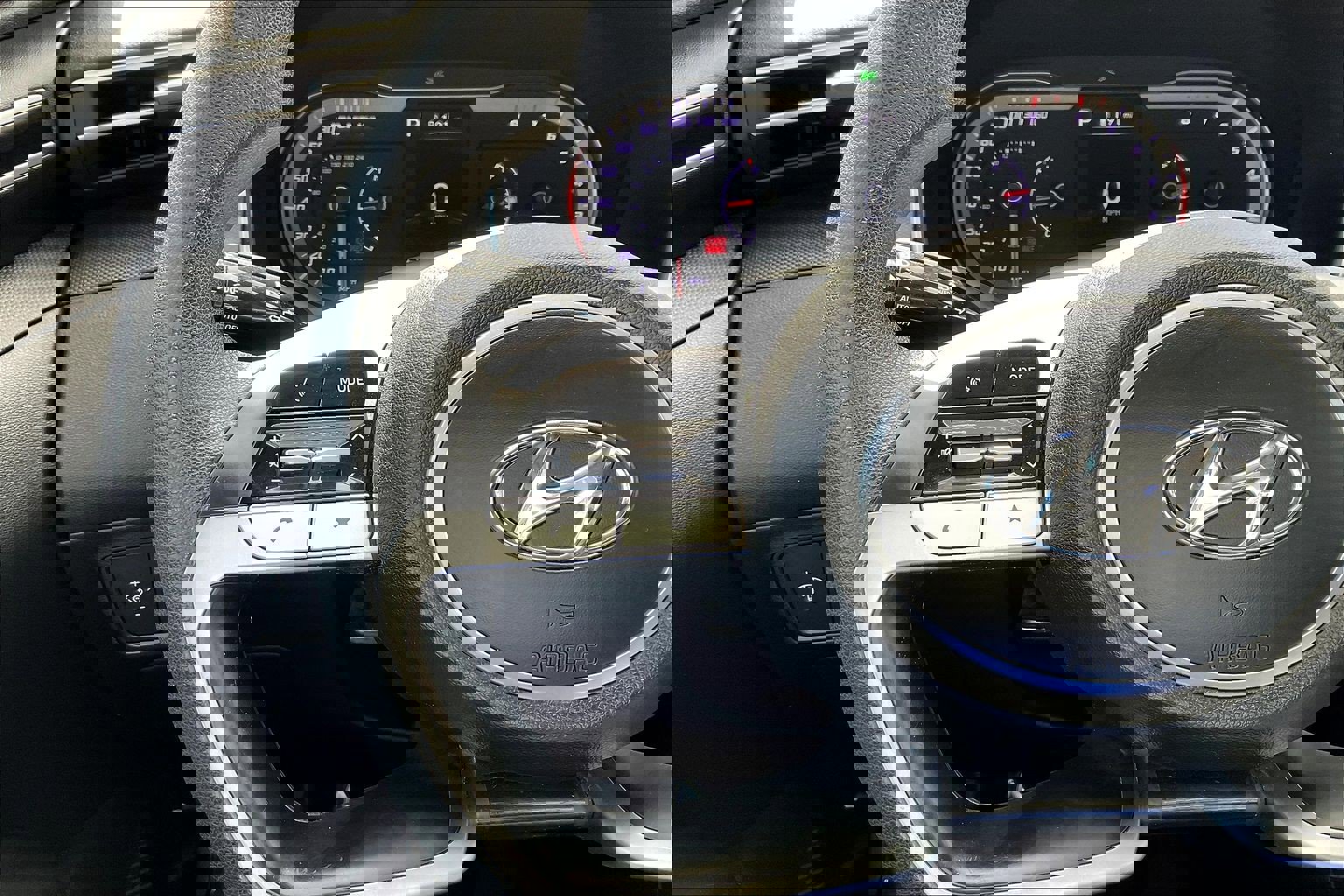 Used 2022 Hyundai Tucson SEL image 11