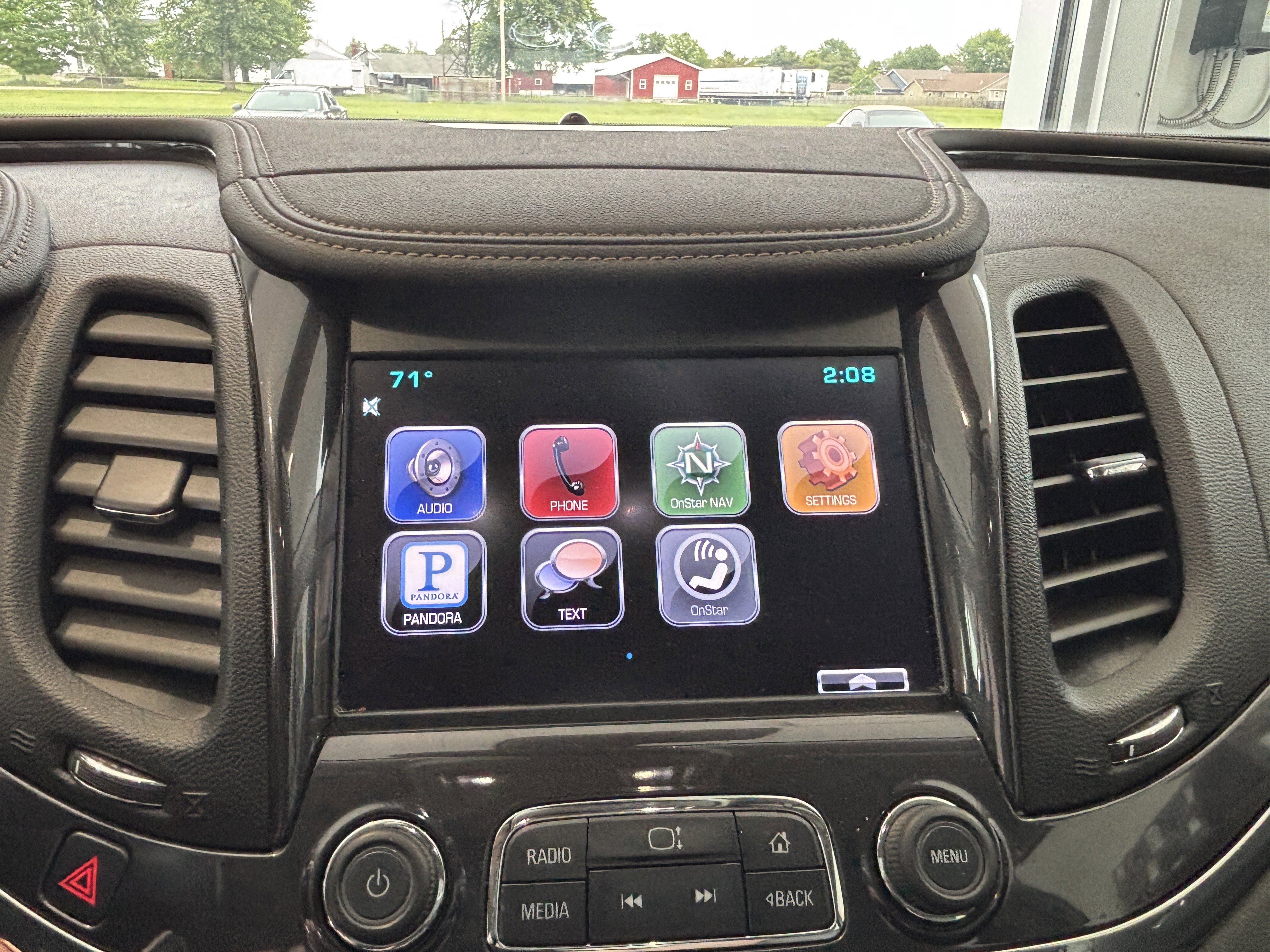 Used 2015 Chevrolet Impala LTZ FWD image 13