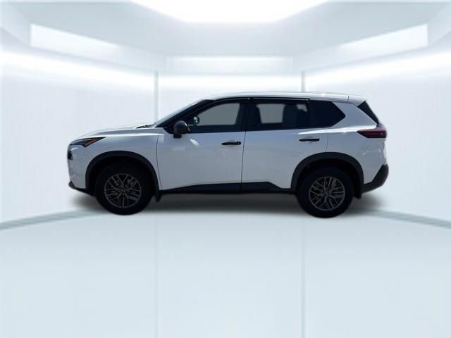 Used 2023 Nissan Rogue S FWD image 7