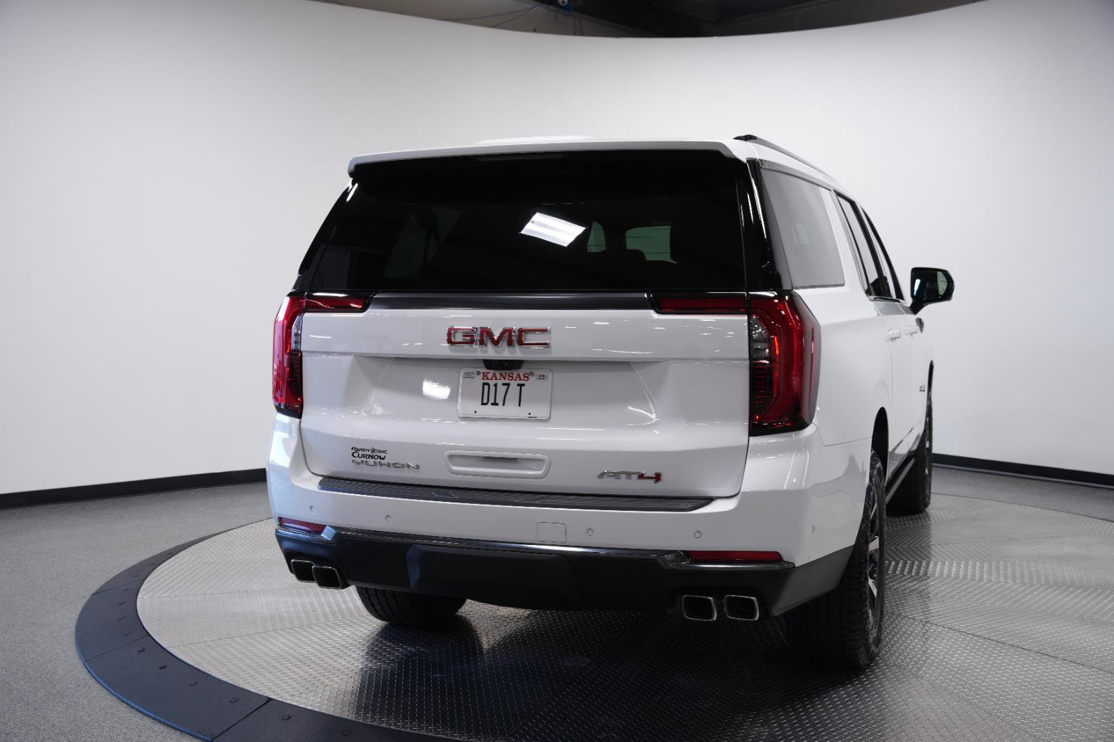 New 2026 GMC Yukon XL AT4 w/ AT4 Premium Plus Package AWD/4WD image 55