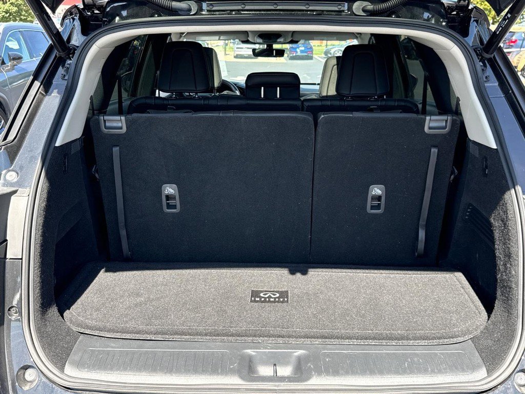 Used 2026 INFINITI QX60 Luxe w/ Cargo Package AWD/4WD image 4