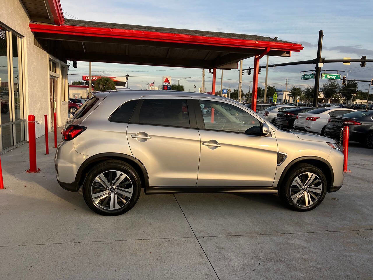 Used 2021 Mitsubishi Outlander Sport SE image 5