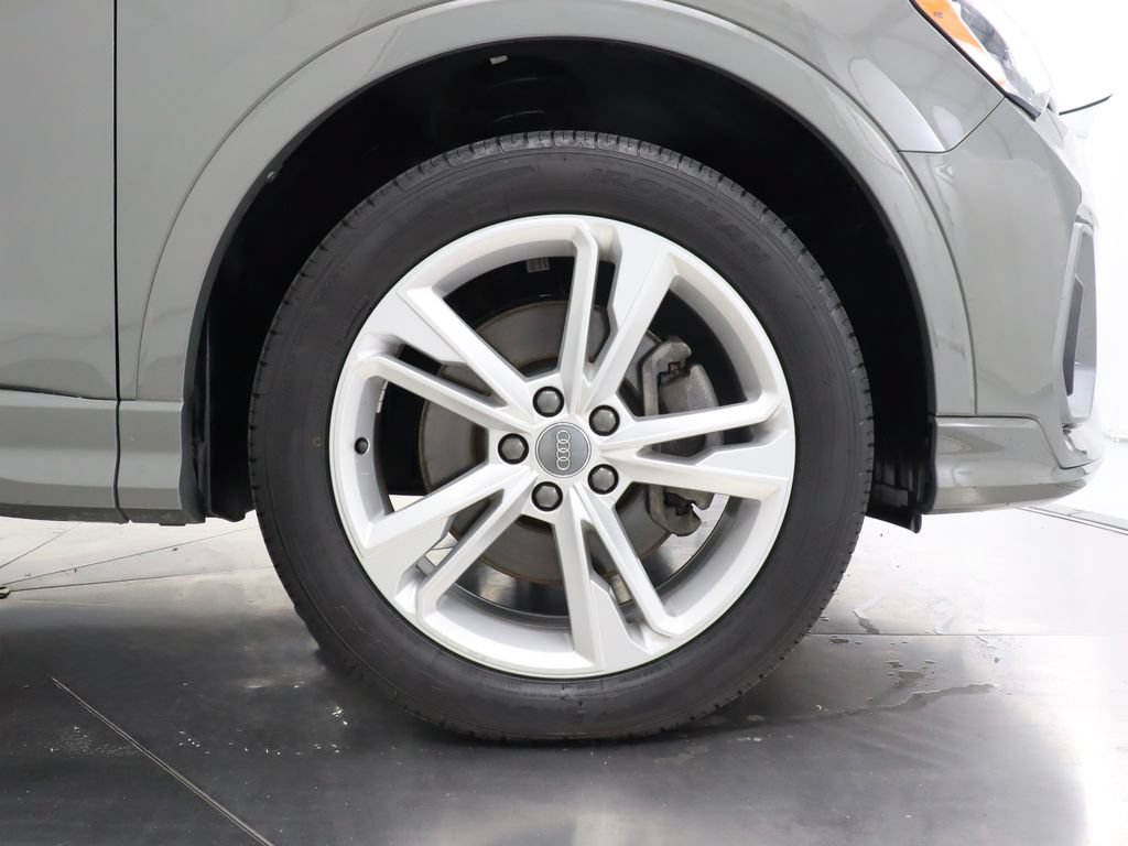 Used 2020 Audi Q3 2.0T Premium AWD/4WD image 43