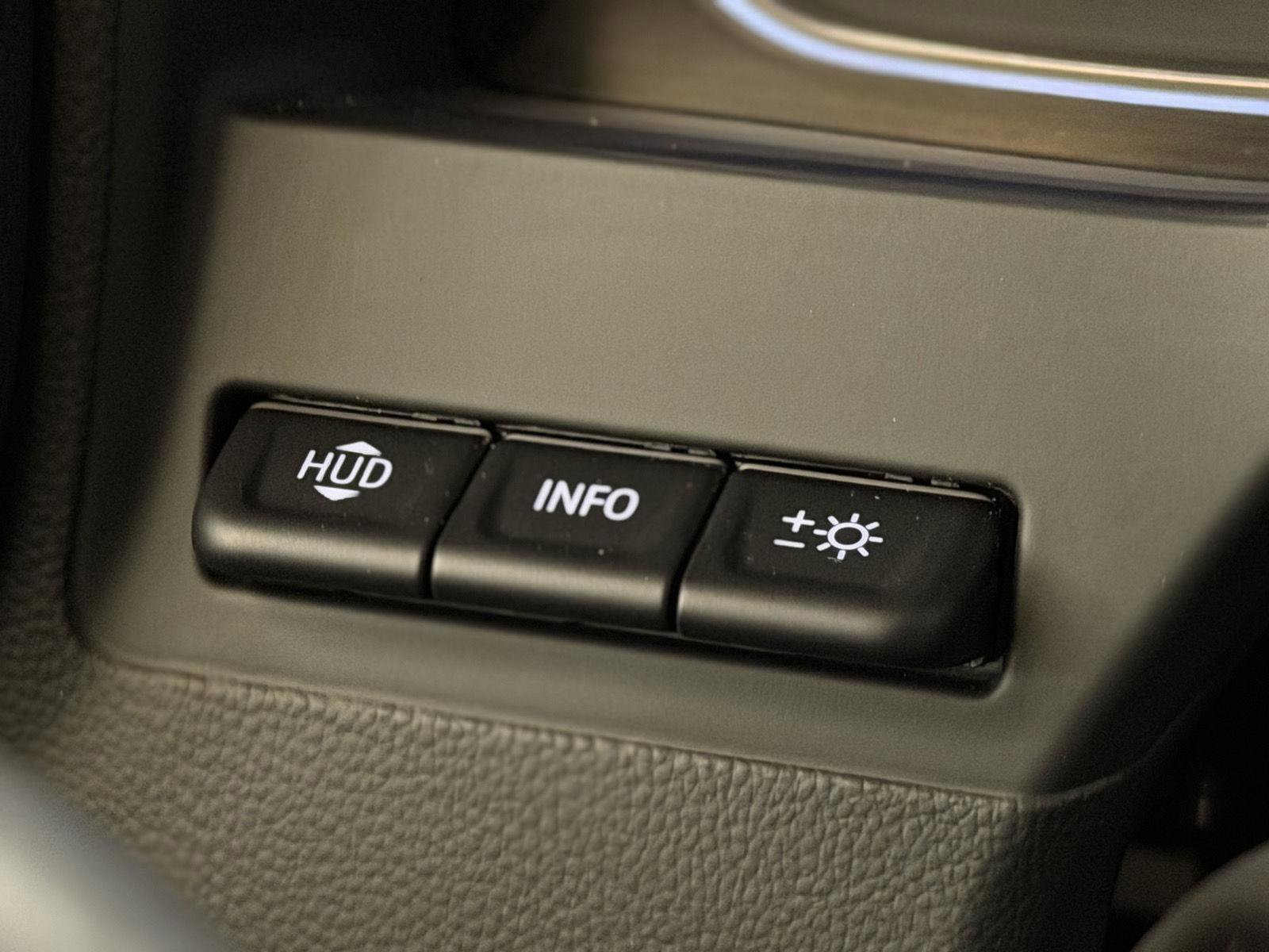 Certified 2021 GMC Sierra 3500 Denali w/ Denali Ultimate Package image 59