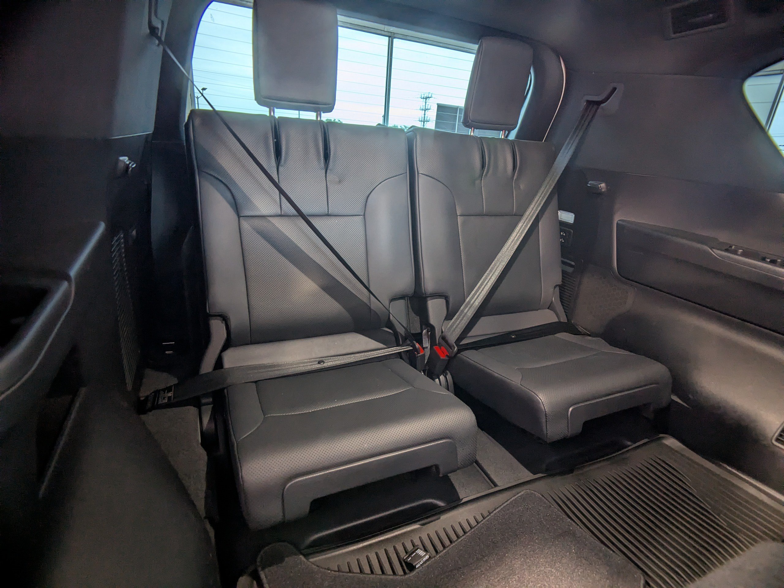 Used 2024 Lexus LX 600 F Sport AWD/4WD image 14