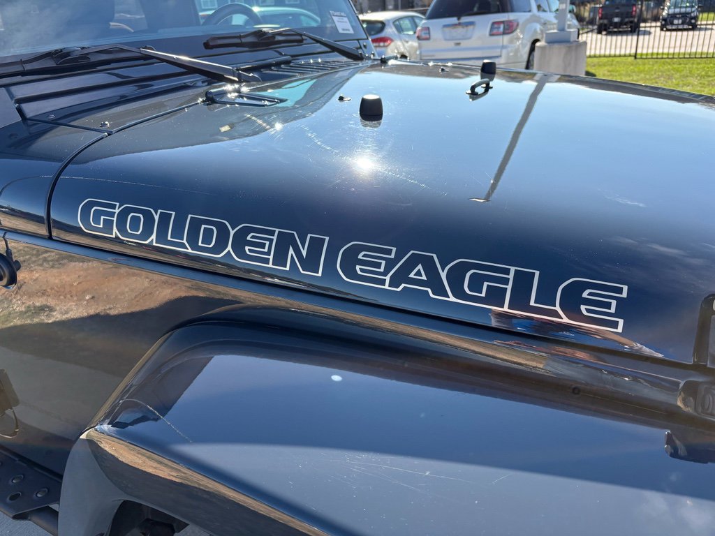 Used 2018 Jeep Wrangler Golden Eagle image 26