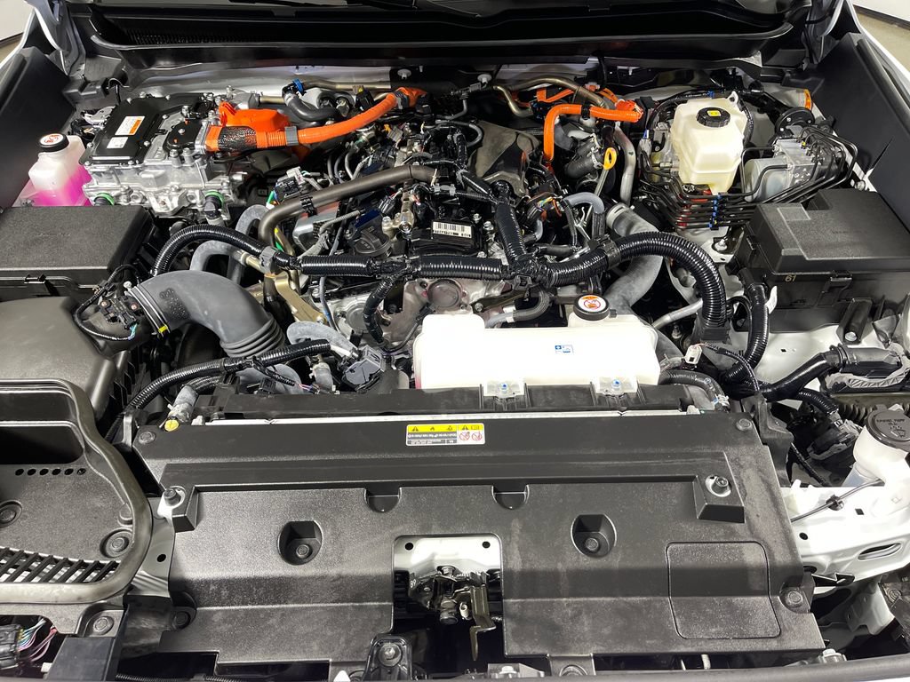Certified 2025 Toyota Tacoma TRD Off-Road AWD/4WD image 9