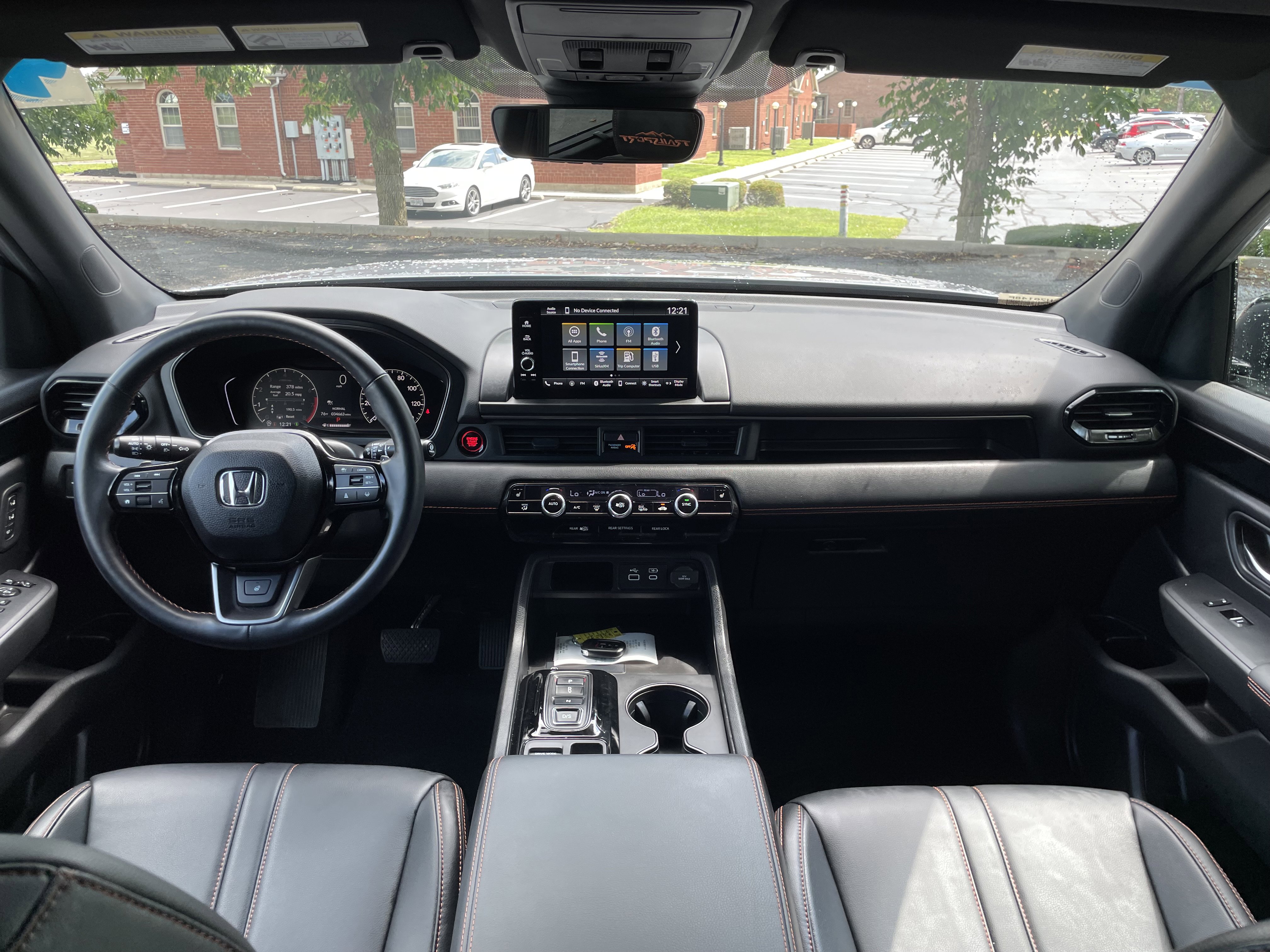 Certified 2024 Honda Pilot TrailSport image 16