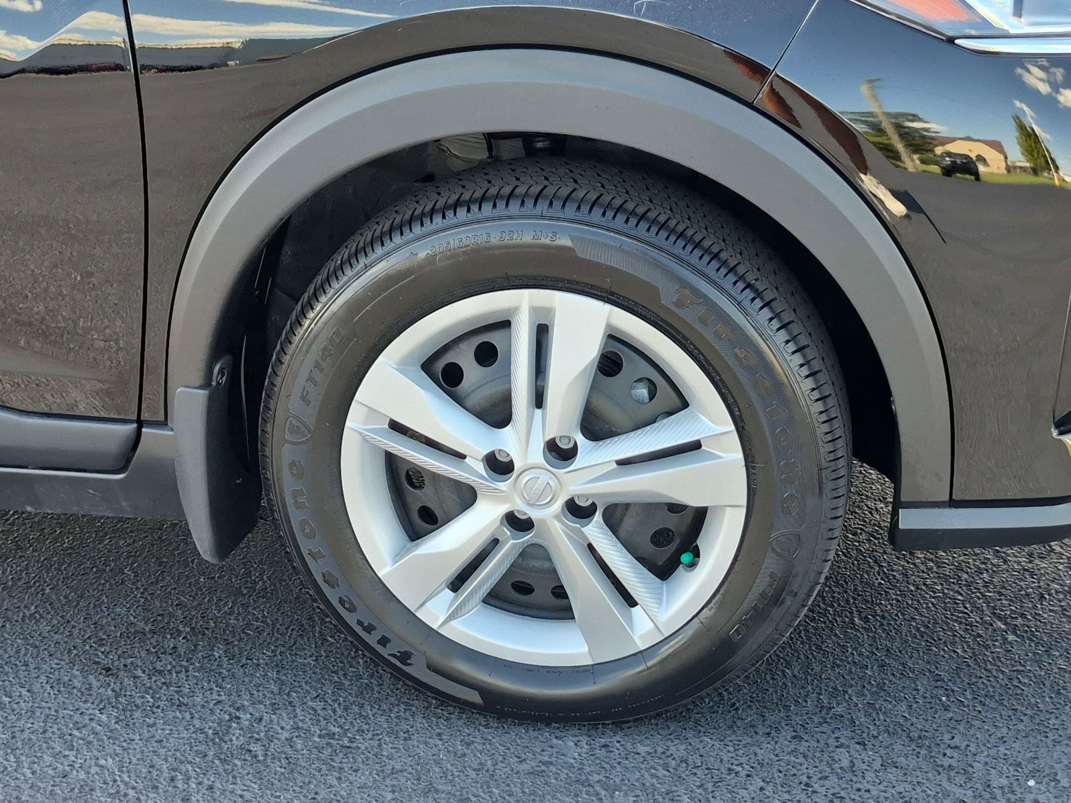 Used 2025 Nissan Kicks Play S FWD image 10