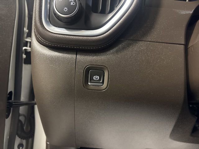 Used 2021 Chevrolet Silverado 1500 LT w/ Bed Protection Package image 17