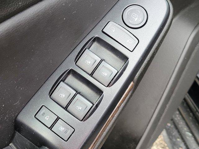 Used 2019 Chevrolet Tahoe 4WD image 15