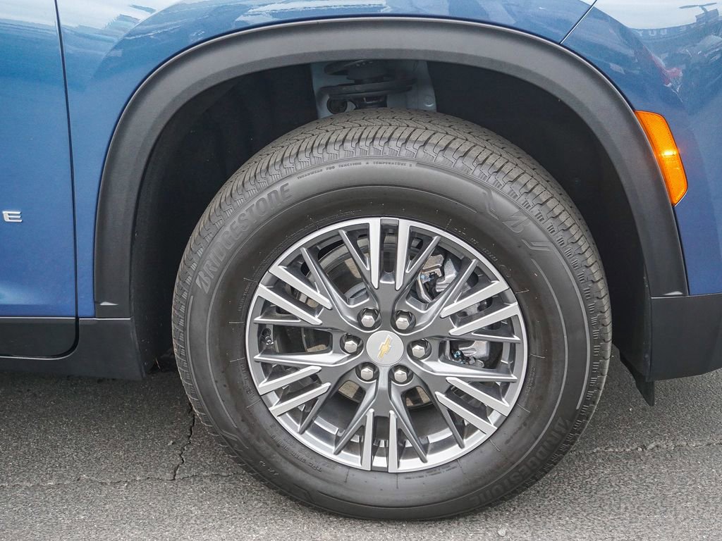 Used 2026 Chevrolet Traverse LT w/ LPO, Floor Liner Package image 8
