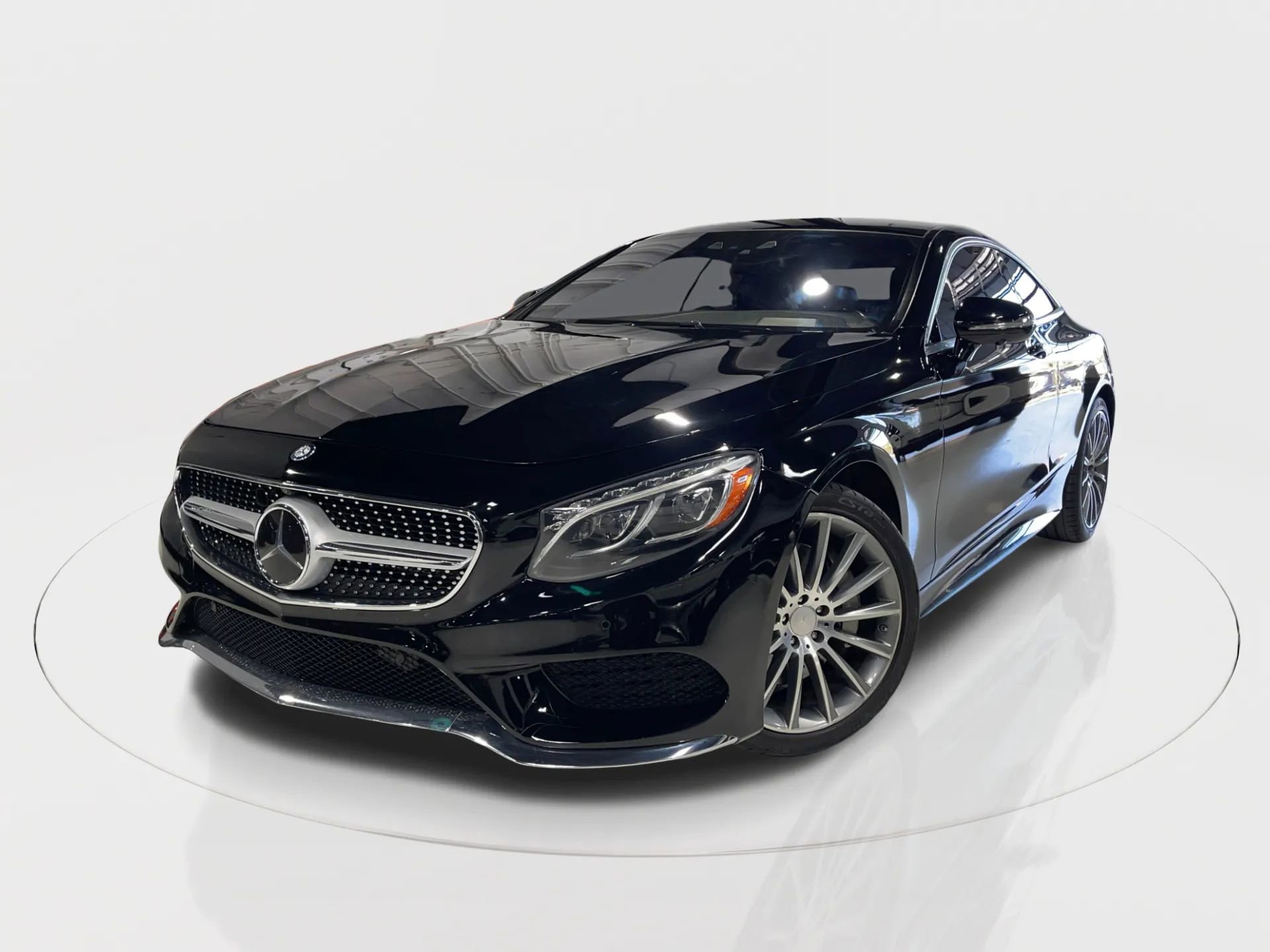 Used 2015 Mercedes-Benz S 550 4MATIC Coupe image 2