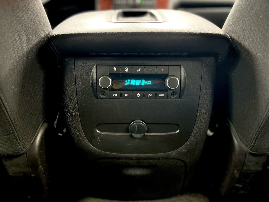 Used 2014 Chevrolet Tahoe LS image 28