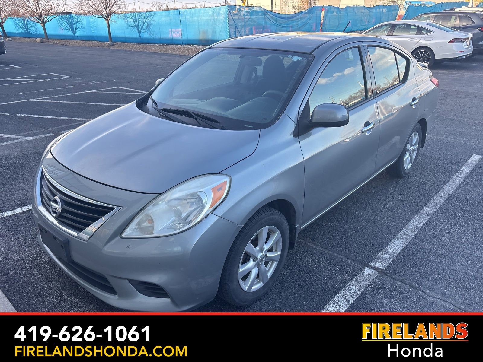 Used 2014 Nissan Versa SV w/ Convenience Package