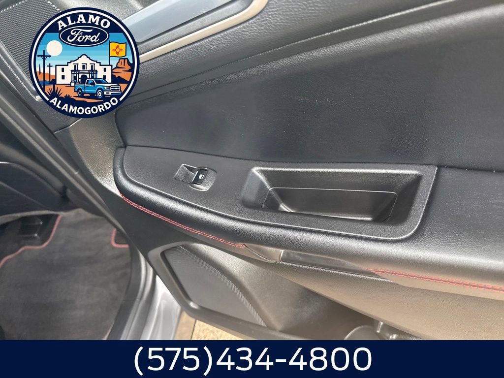 Used 2023 Ford Edge ST-Line image 15