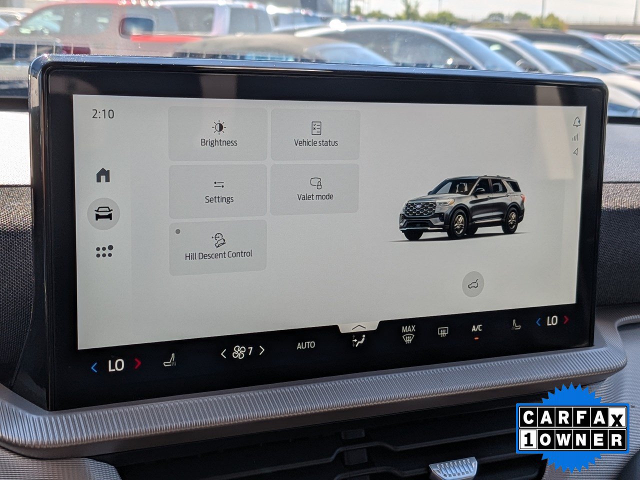 Used 2025 Ford Explorer Active AWD/4WD image 28