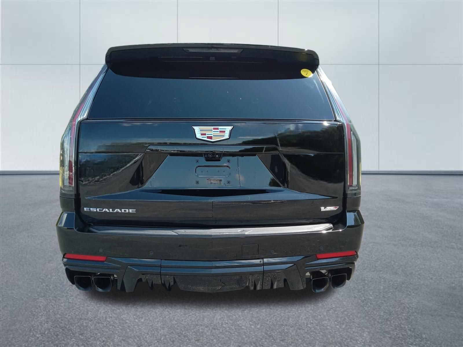 Used 2025 Cadillac Escalade V AWD/4WD image 4