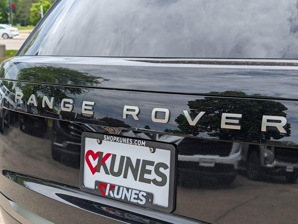 Used 2023 Land Rover Range Rover SE AWD/4WD image 10