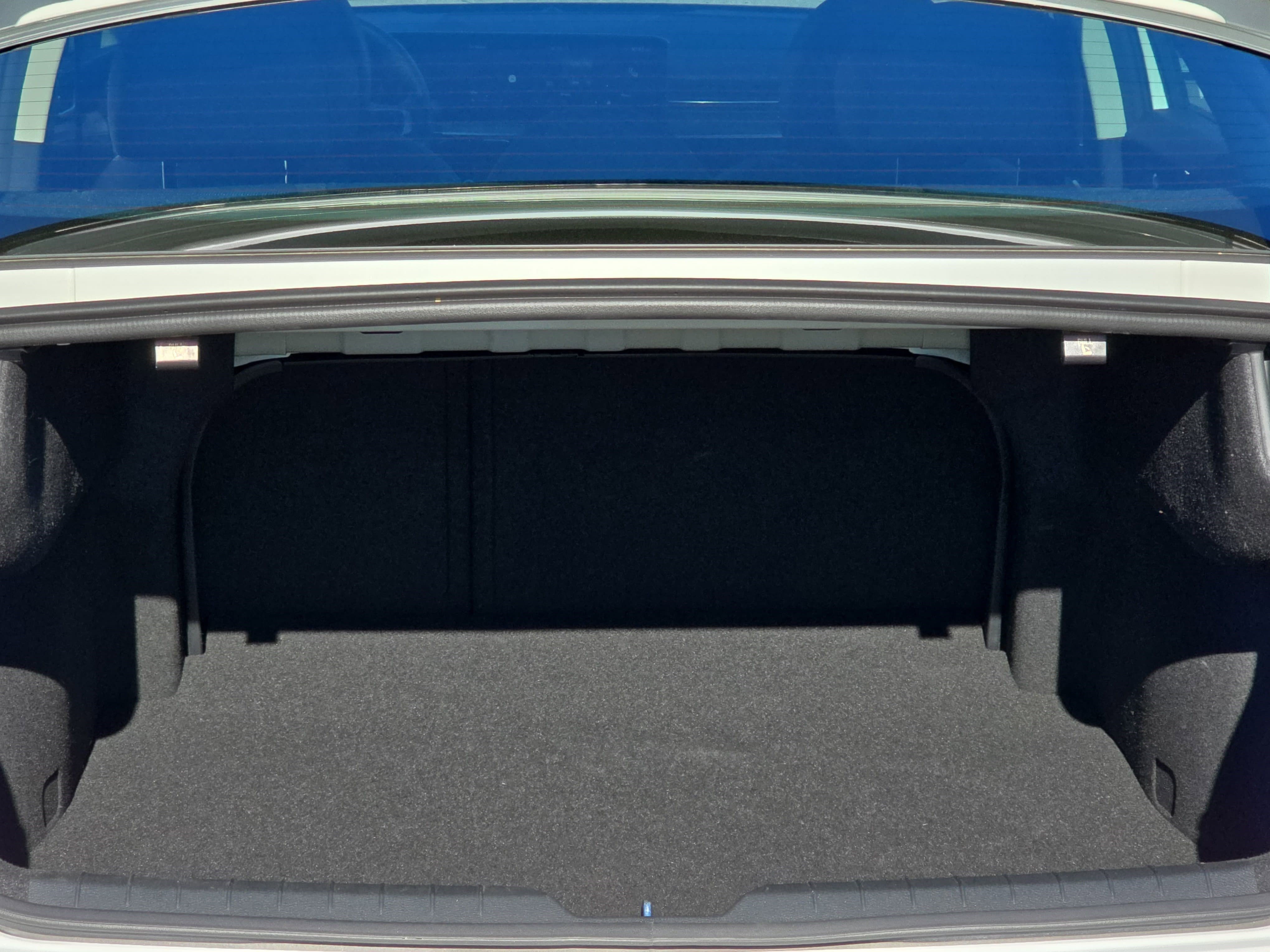 Used 2025 Kia K5 EX image 12