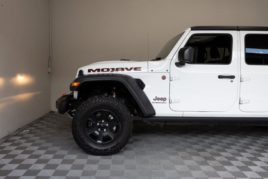 Used 2023 Jeep Gladiator Mojave w/ Cold Weather Group AWD/4WD image 8