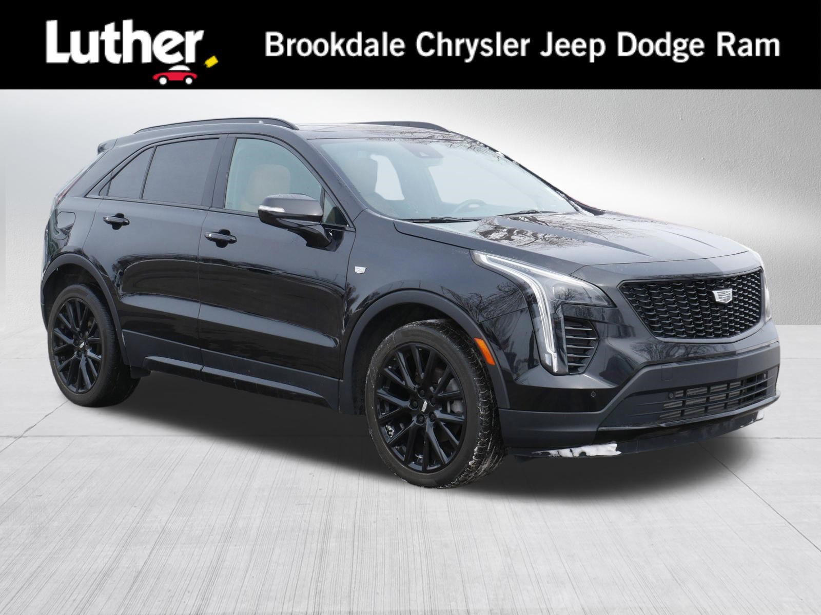 Used 2023 Cadillac XT4 Sport image 1