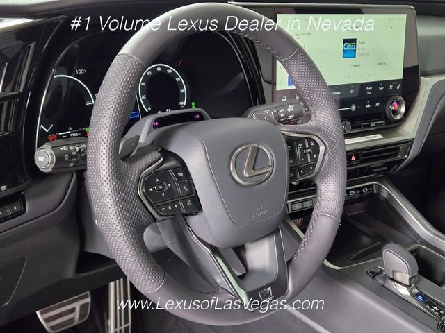 New 2026 Lexus TX 500h AWD image 17