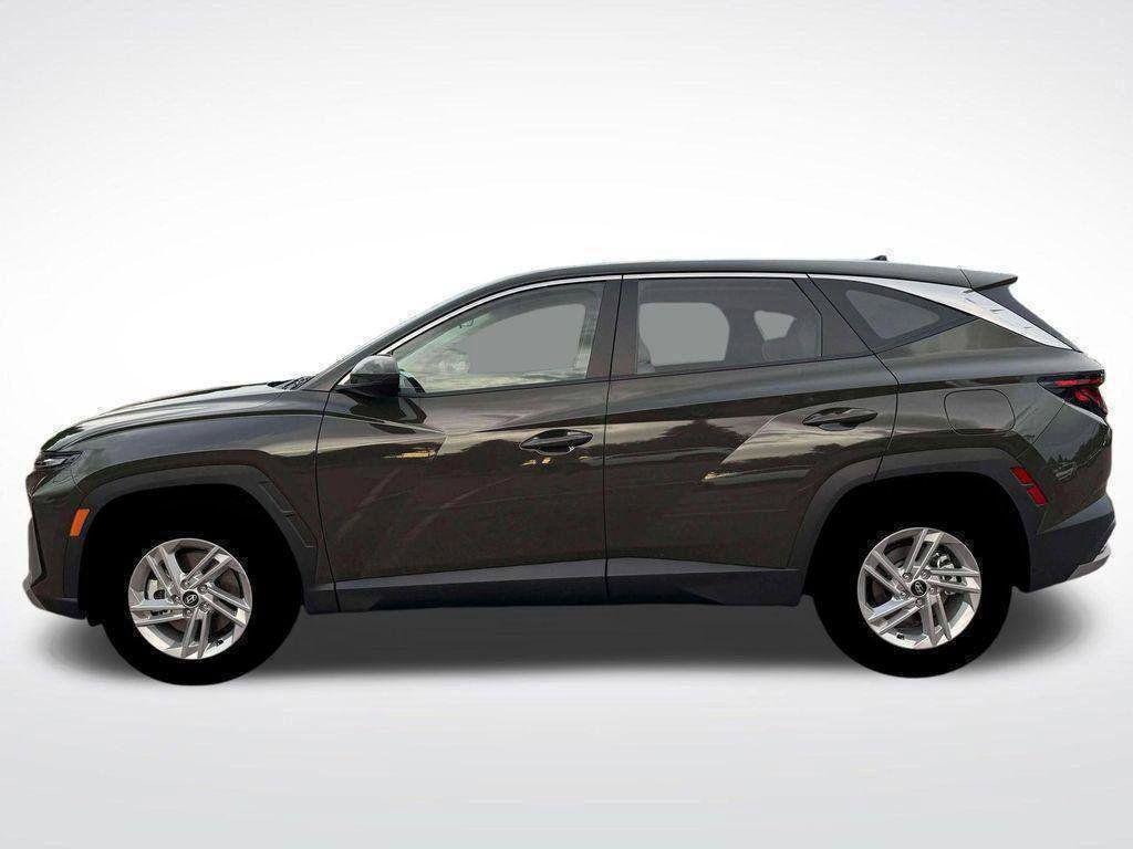 New 2026 Hyundai Tucson SE FWD image 3