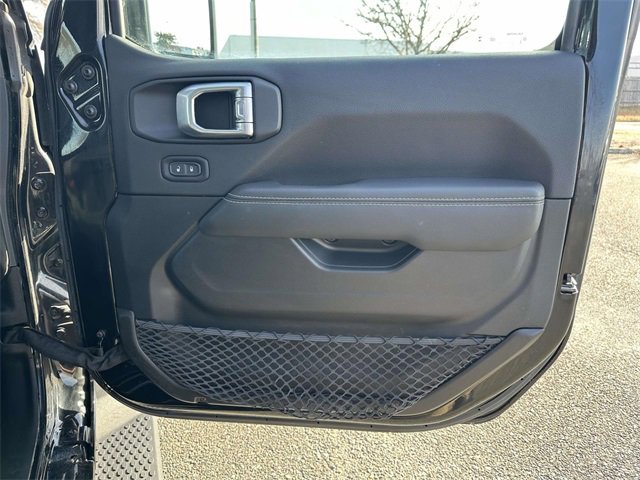 Used 2023 Jeep Wrangler Unlimited Sahara image 10