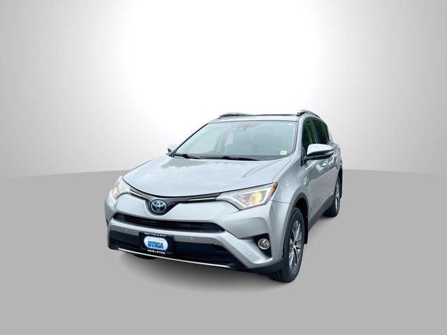 Used 2018 Toyota RAV4 XLE w/ Convenience Package AWD/4WD image 1