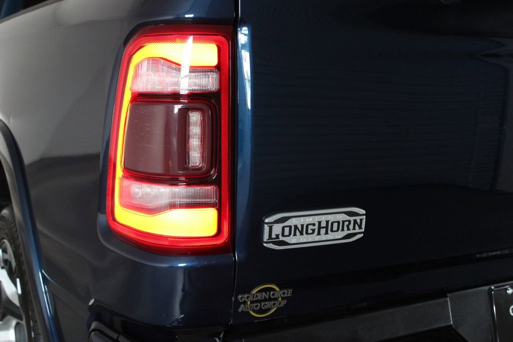 Used 2022 RAM 1500 Limited w/ Body-Colour Bumper Group AWD/4WD image 55