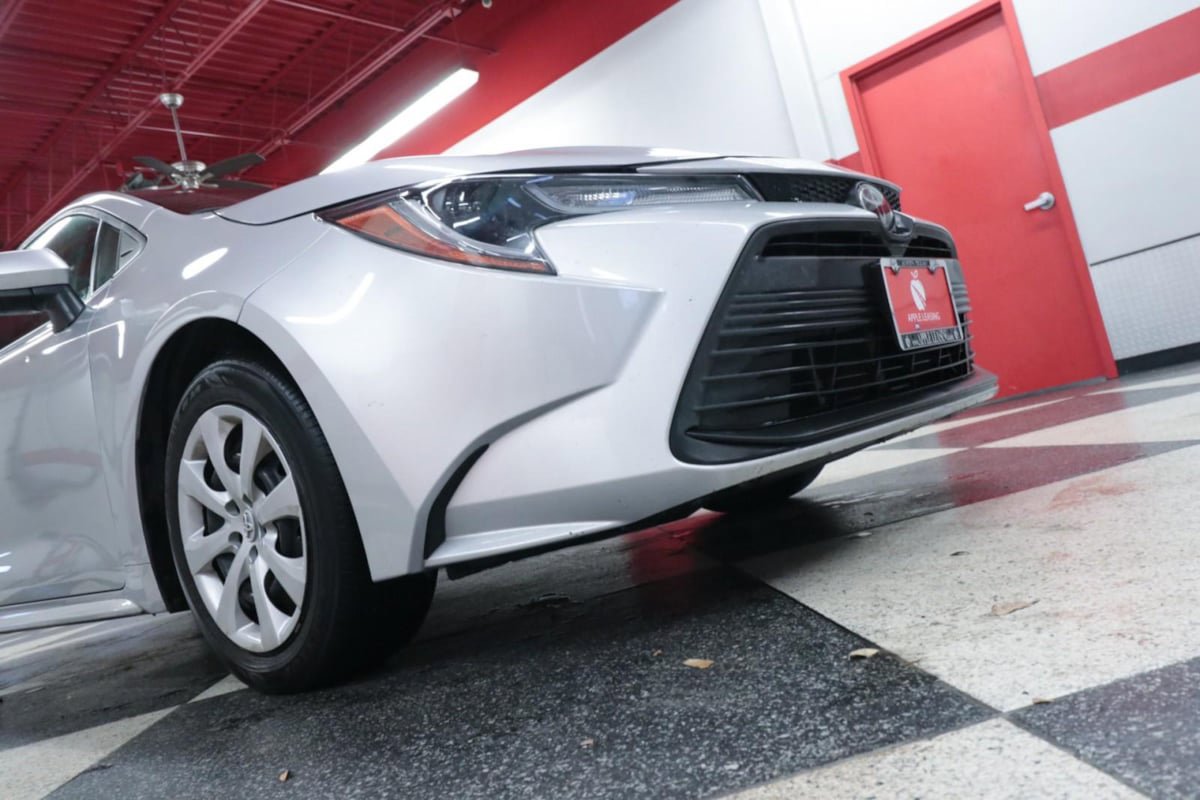 Used 2023 Toyota Corolla LE FWD image 30
