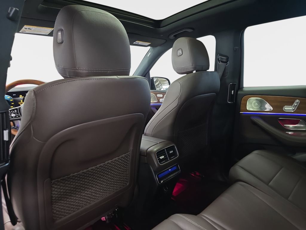 Used 2022 Mercedes-Benz GLS 450 4MATIC image 16