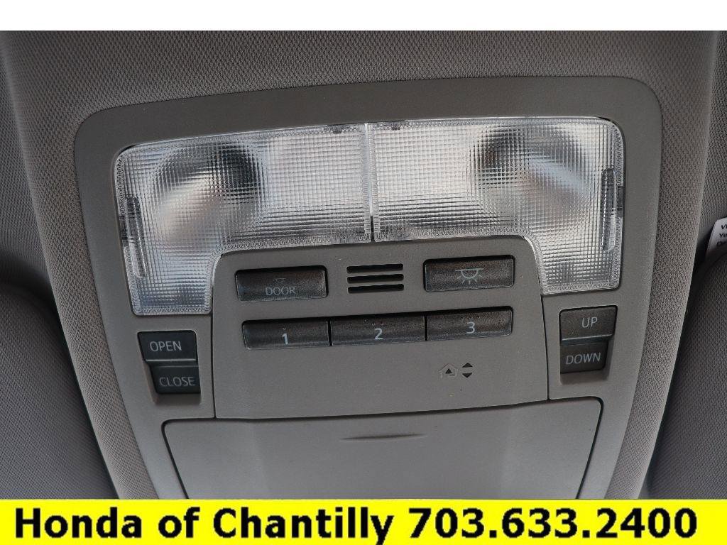 Used 2016 Toyota Highlander Limited image 14