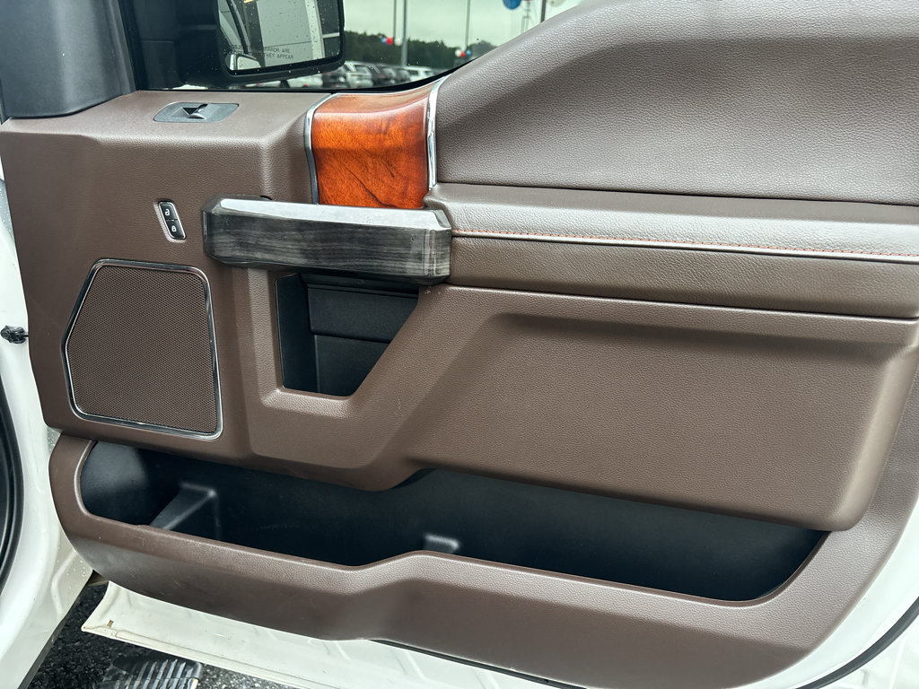 Used 2019 Ford F150 King Ranch w/ Equipment Group 601A Luxury AWD/4WD image 26