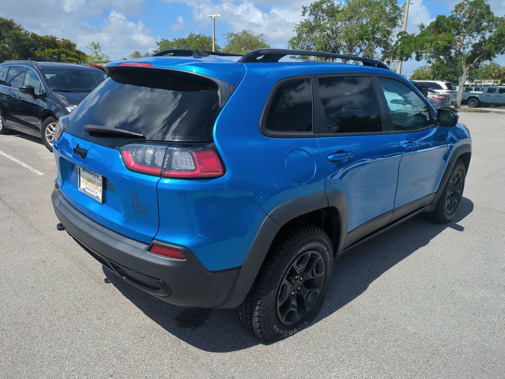 Used 2022 Jeep Cherokee Latitude AWD/4WD image 6