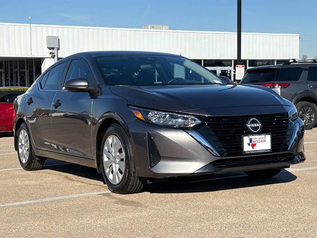 Used 2025 Nissan Sentra S image 2